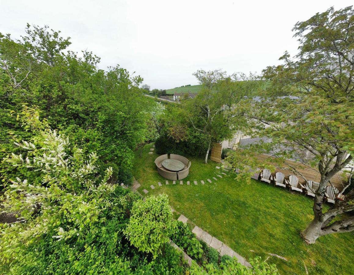Wisteria View With Hottub & Cabin Sleeps 20 Чипенхэм Экстерьер фото